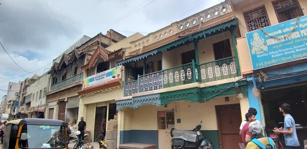 HERITAGE WALK THROUGH SHIVAJI NAGAR AN EXPERIENTIAL LEARNING IN VERNACULAR ARCHITECTURE